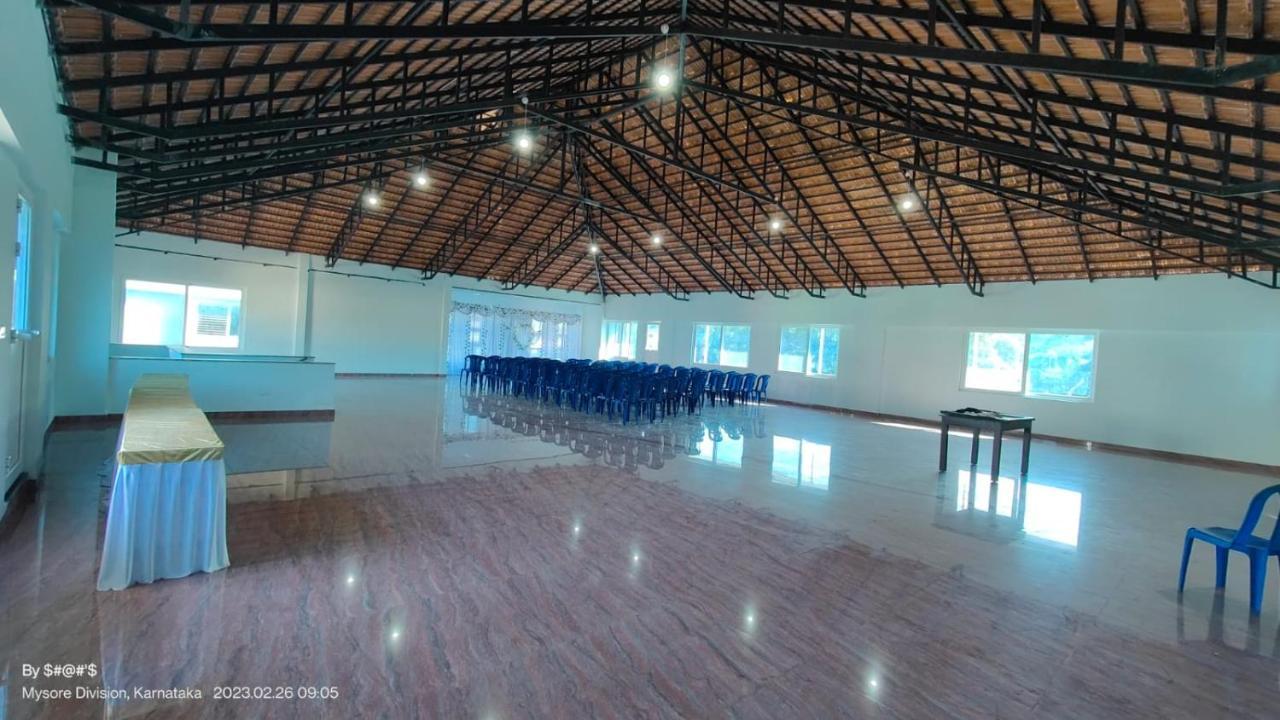 Coorg Ashok Palace Madikeri Bagian luar foto